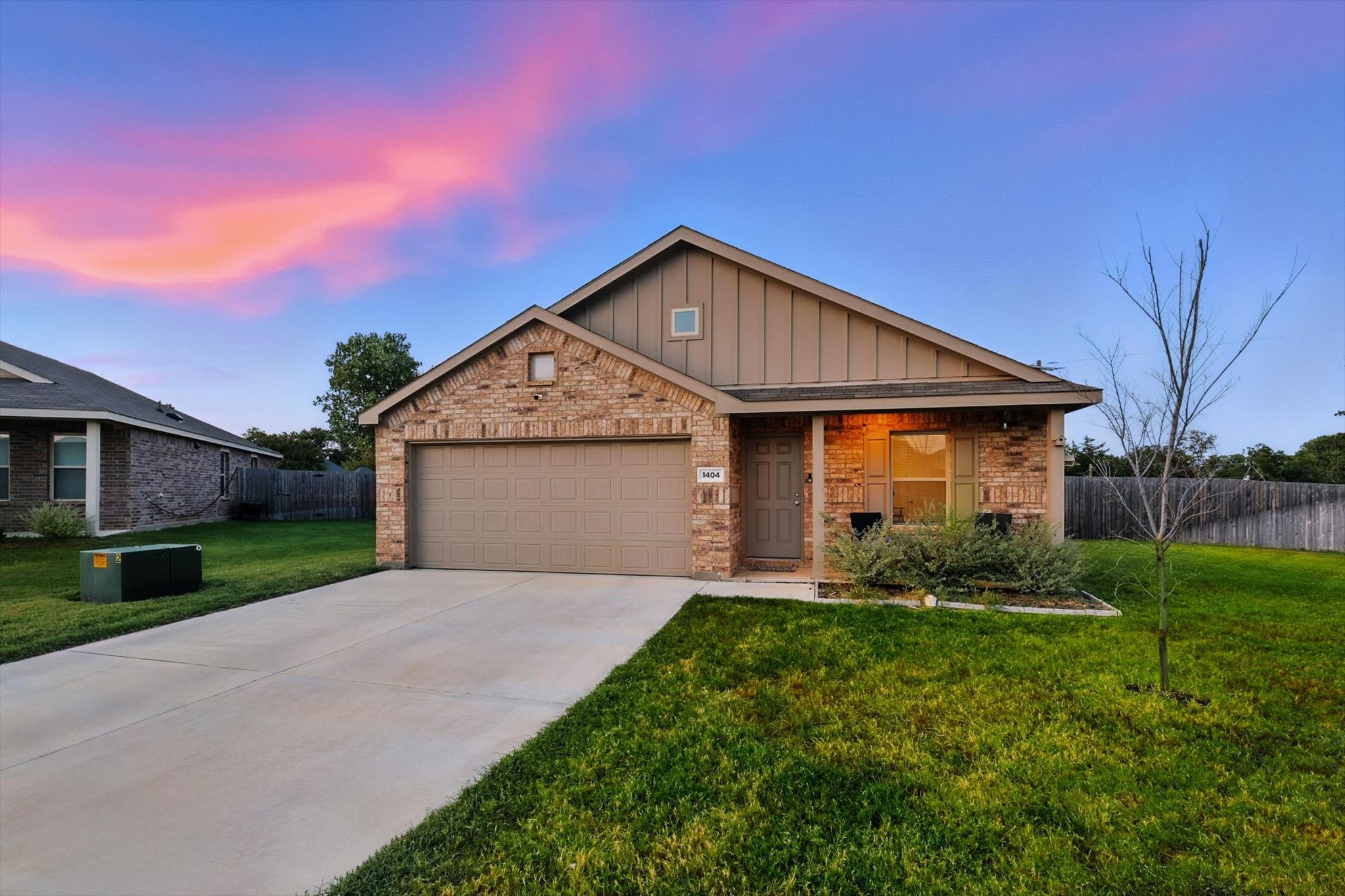 1404 Beach Drive Azle TX 76020