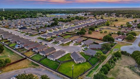 1404 Beach Drive Azle TX 76020