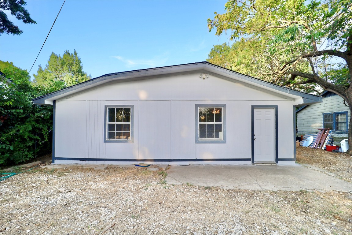 314 S Acres Drive Dallas TX 75217