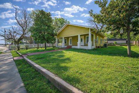 311 W Spring Street Weatherford TX 76086