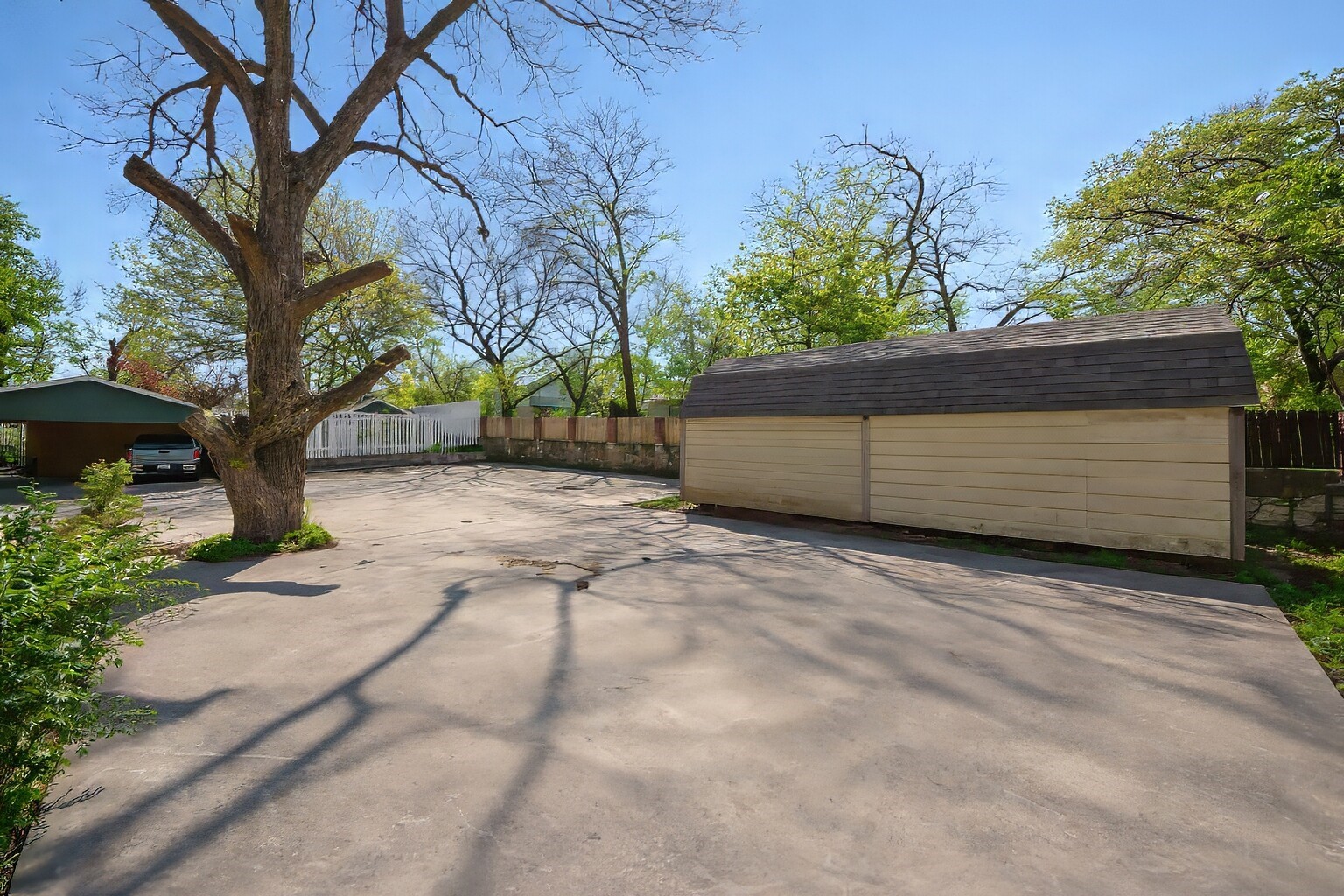 311 W Spring Street Weatherford TX 76086