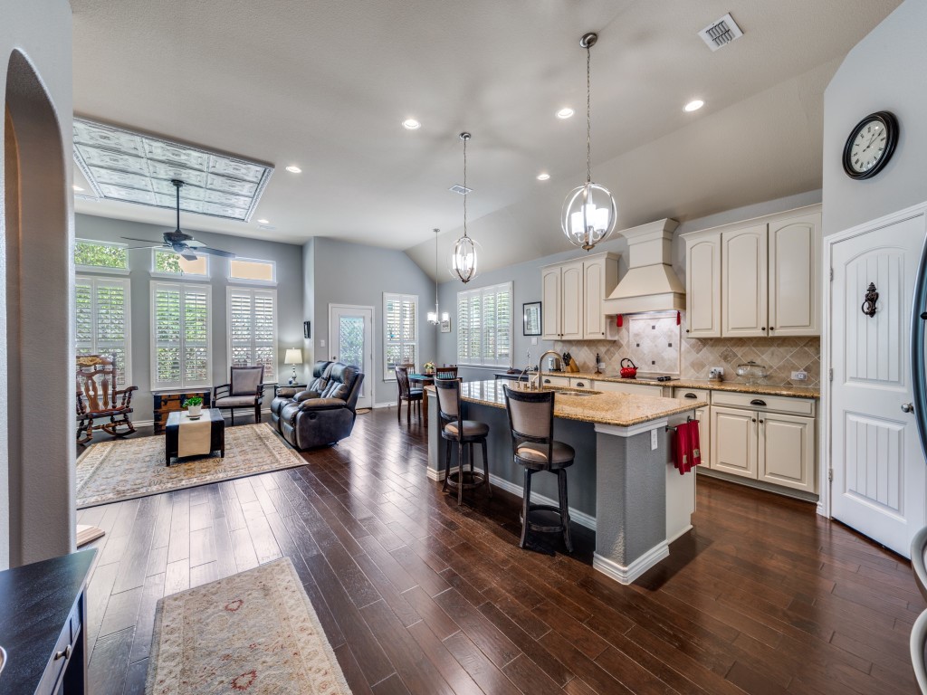 1220 Isabella Lane Savannah TX 76227
