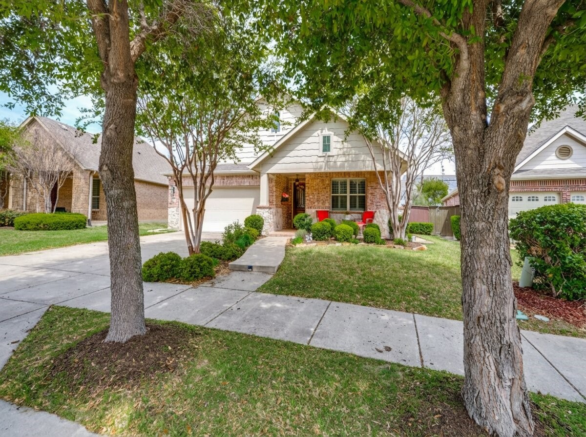 1220 Isabella Lane Savannah TX 76227