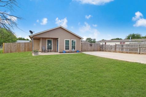 305 Capricorn Drive Granbury TX 76049