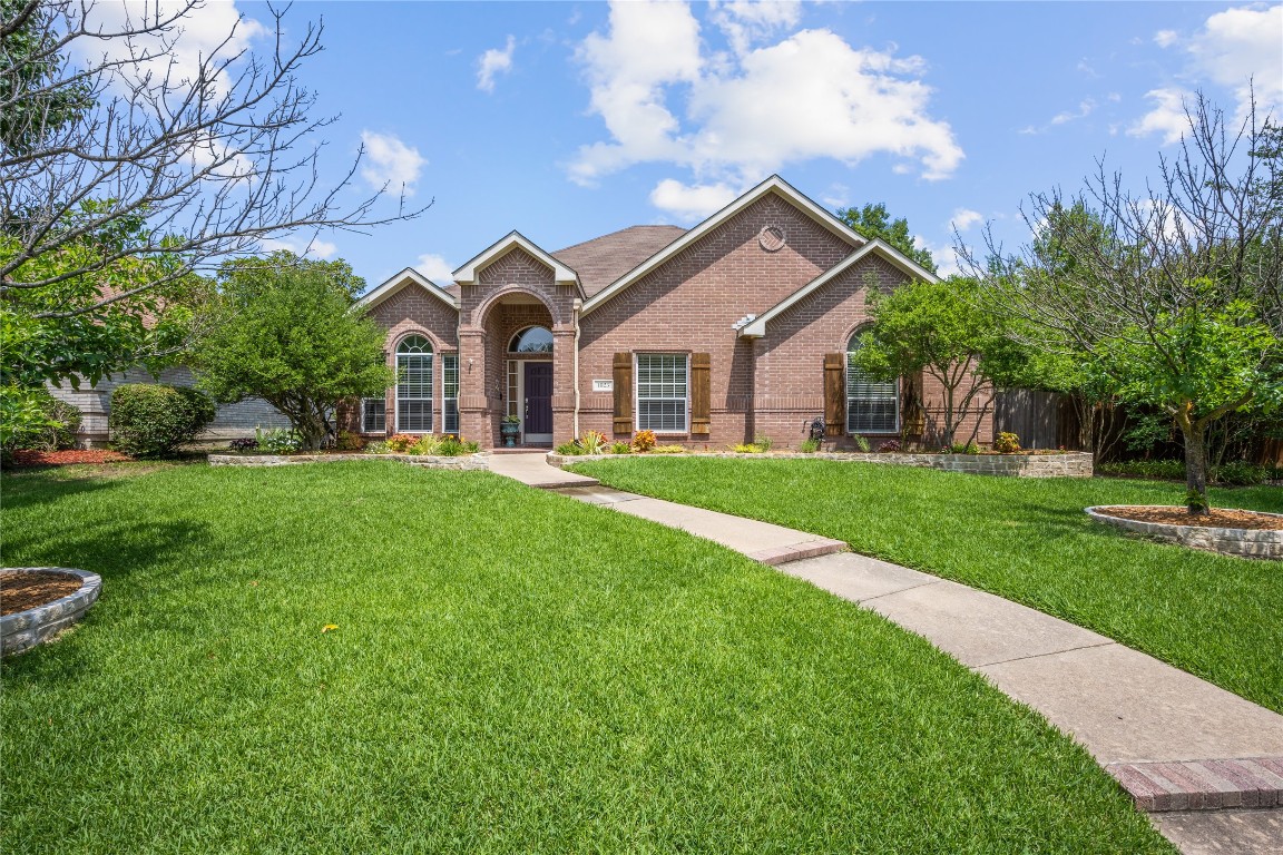 1823 Arapaho Trail Mesquite TX 75149