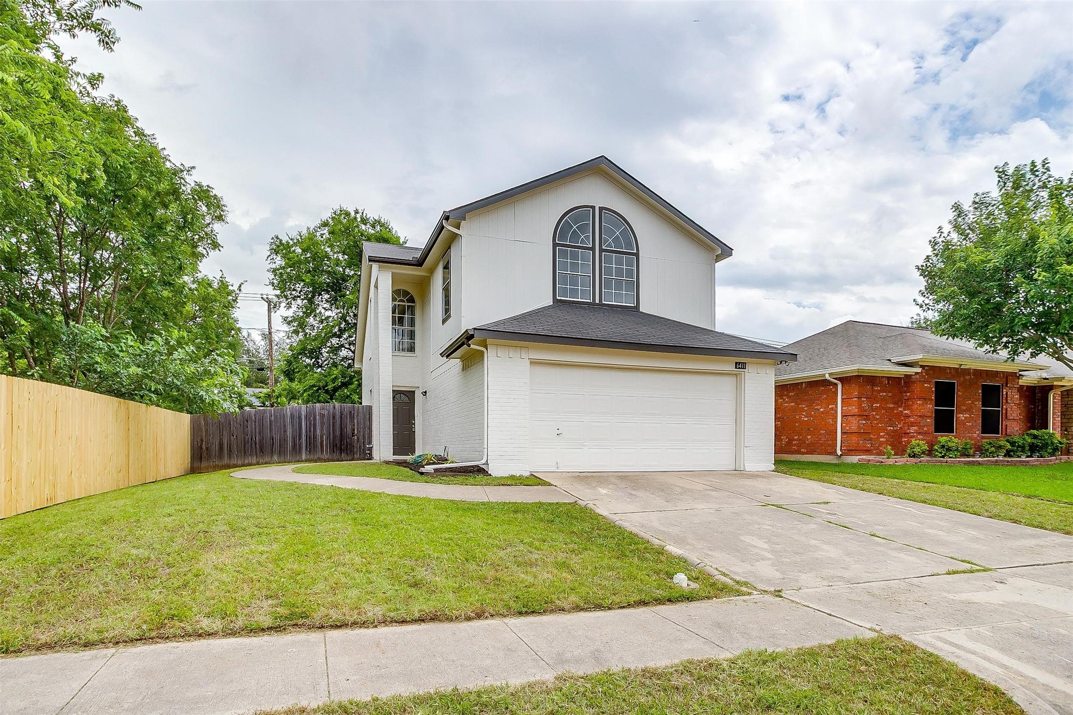 6411 Aires Drive Arlington TX 76001