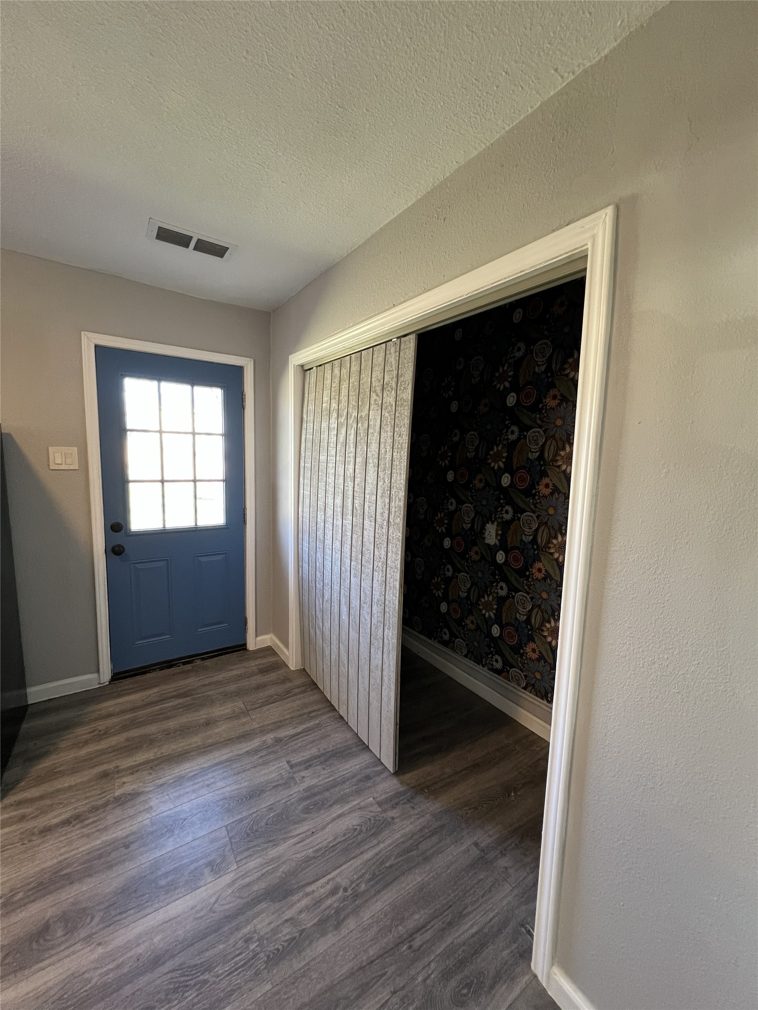 3332 Katrine Street Haltom City TX 76117
