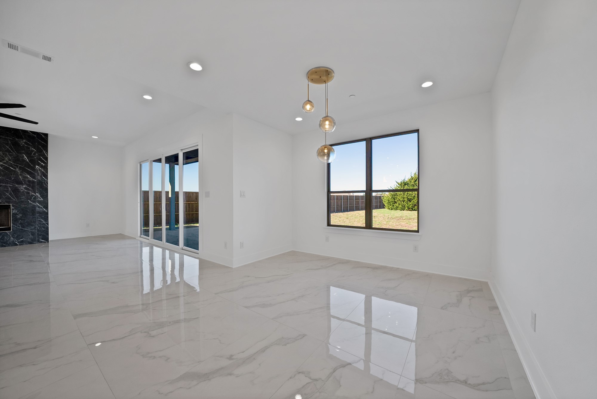 443 Whispering Way Red Oak TX 75154