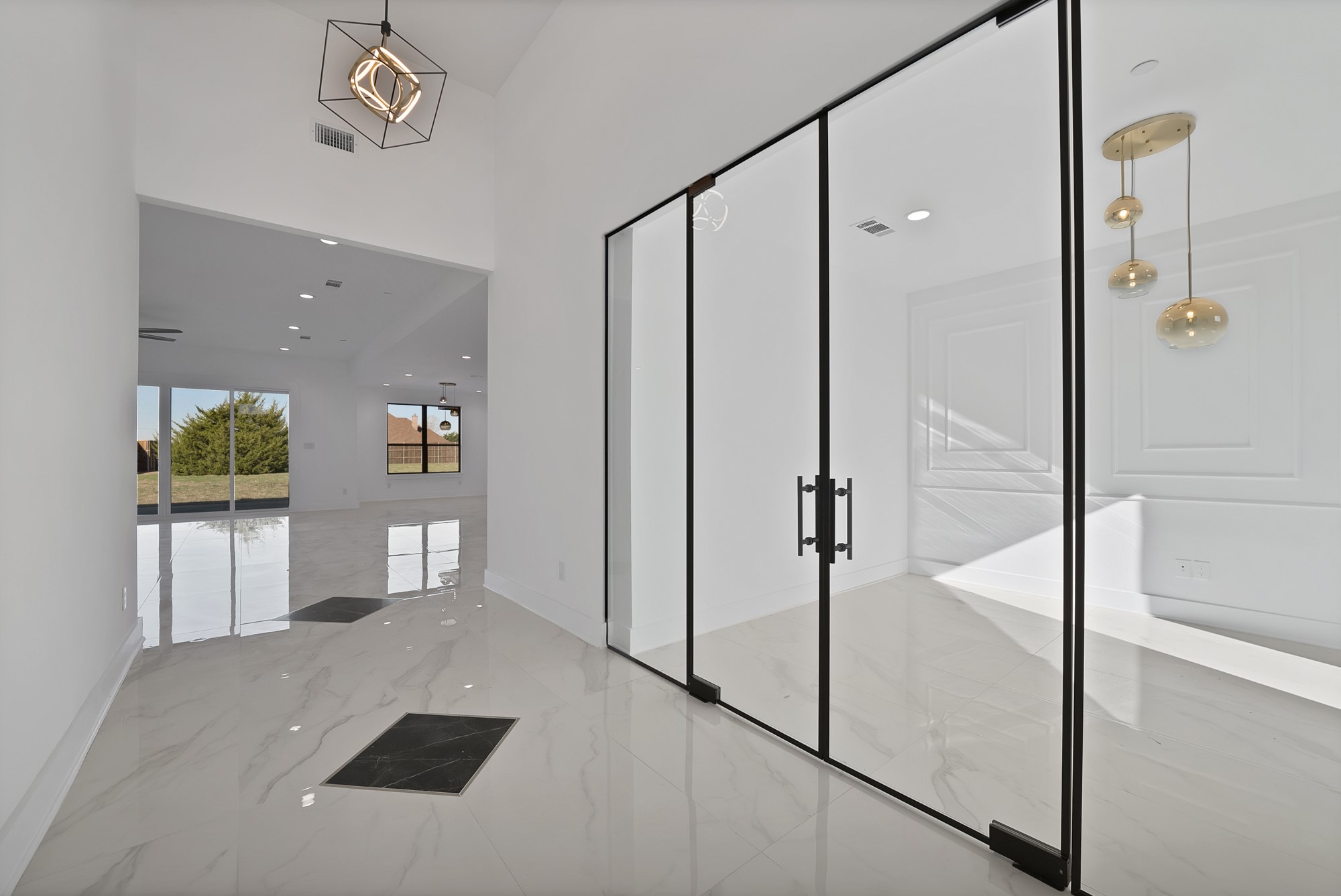 443 Whispering Way Red Oak TX 75154
