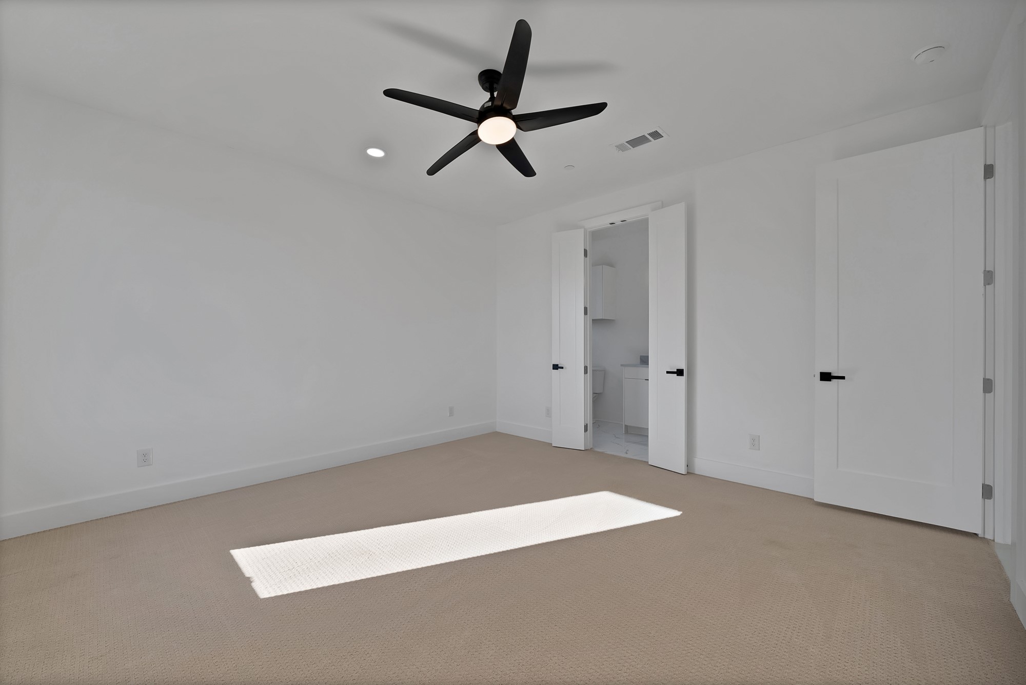 443 Whispering Way Red Oak TX 75154