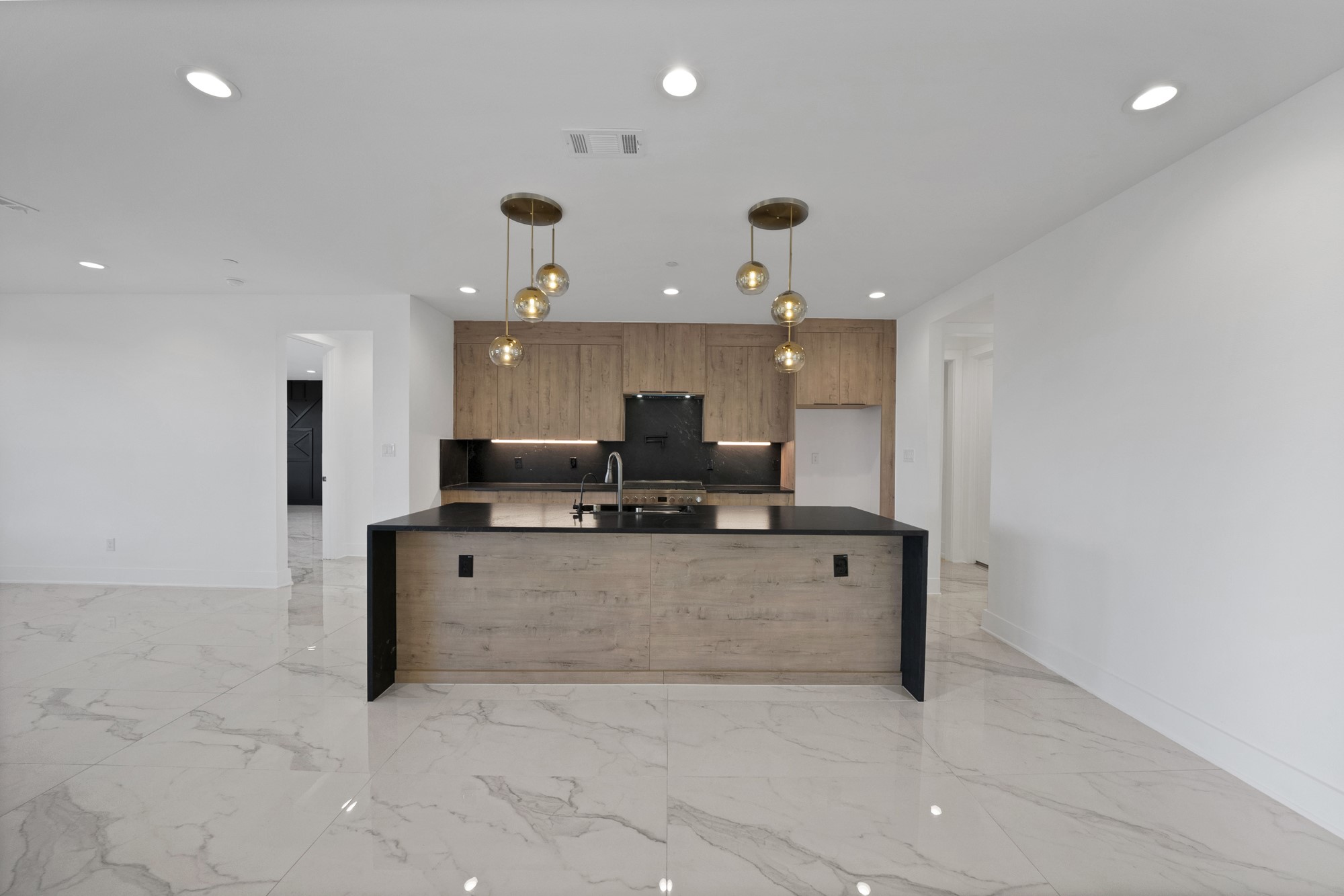443 Whispering Way Red Oak TX 75154