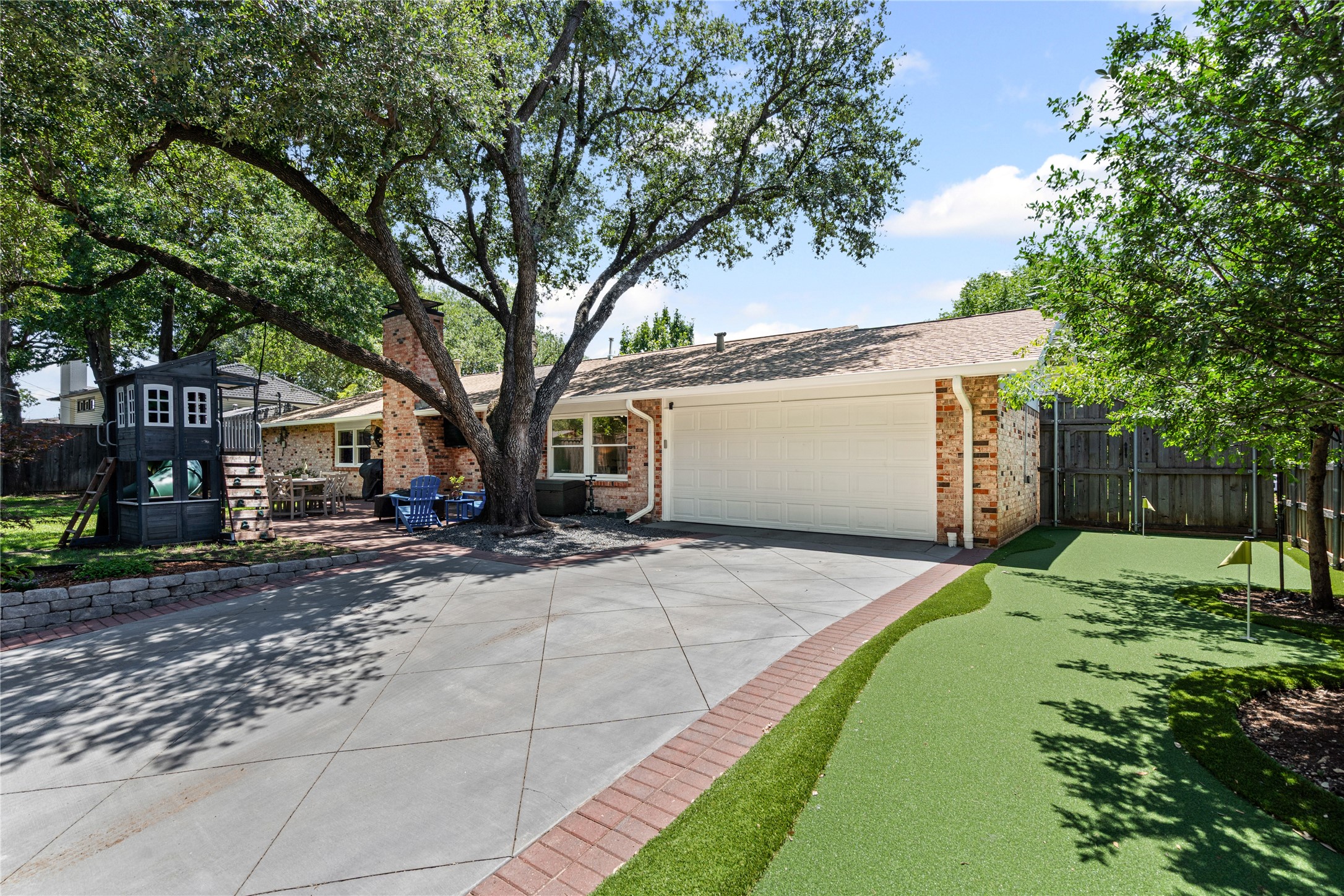 3851 Boca Bay Dallas TX 75244