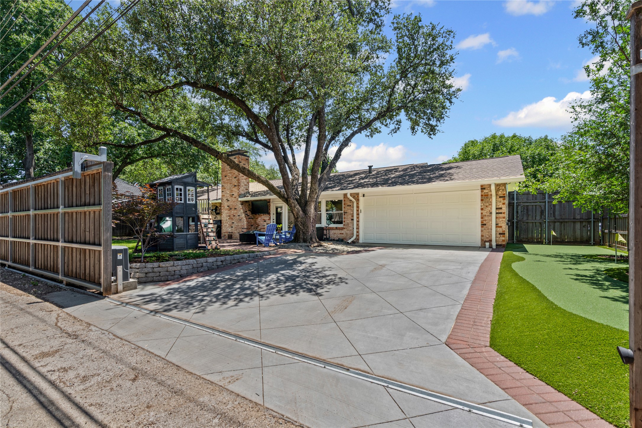 3851 Boca Bay Dallas TX 75244