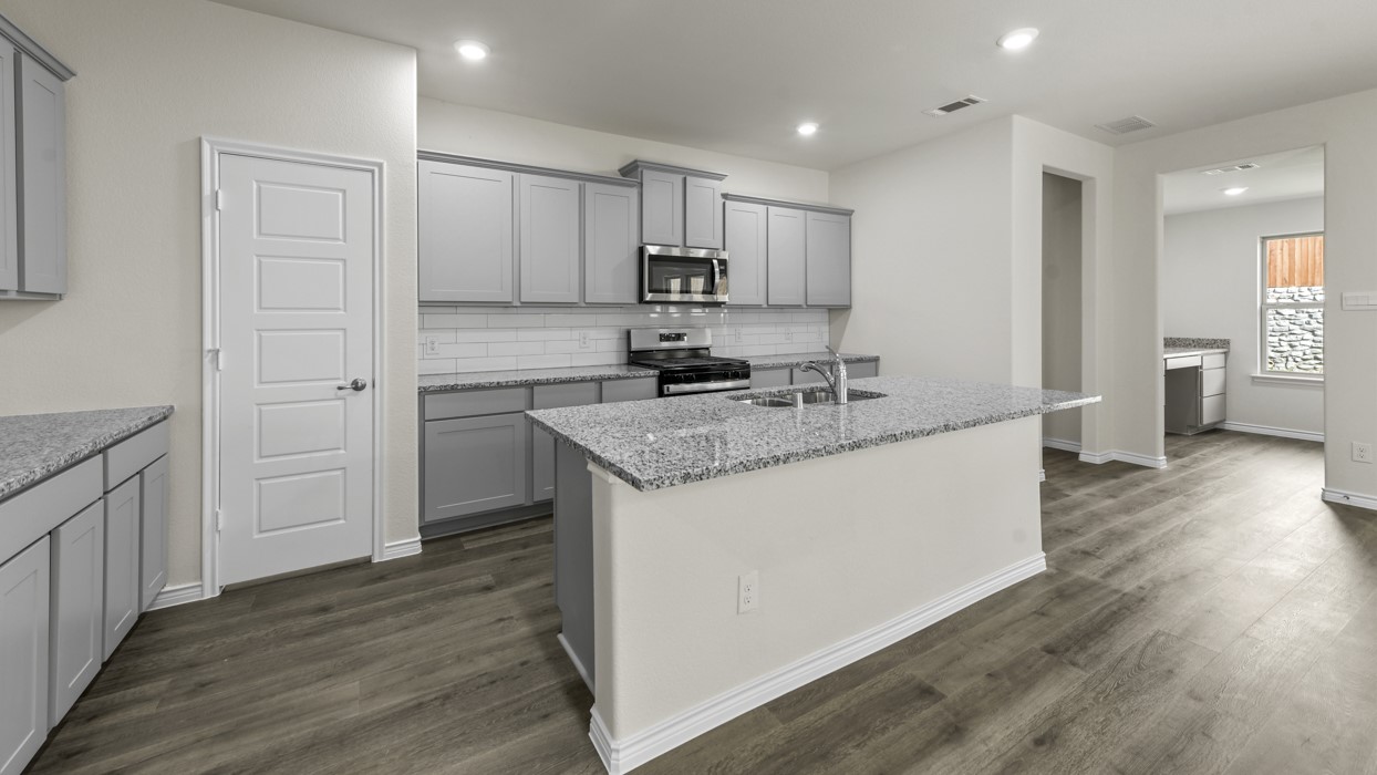 7066 Bison Creek Lane Garland TX 75043