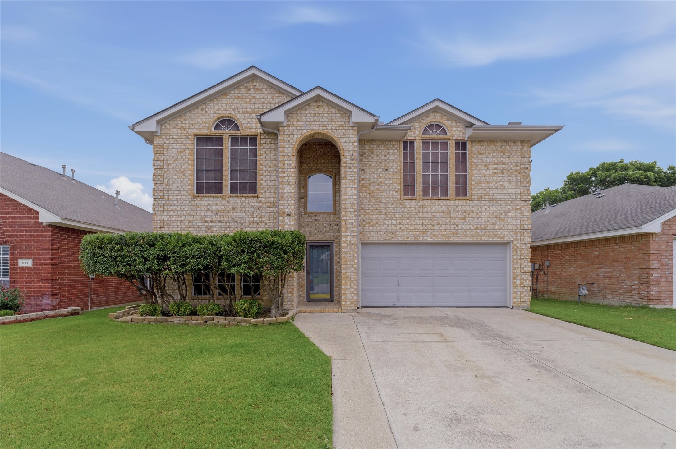 913 Remington Drive Saginaw TX 76131