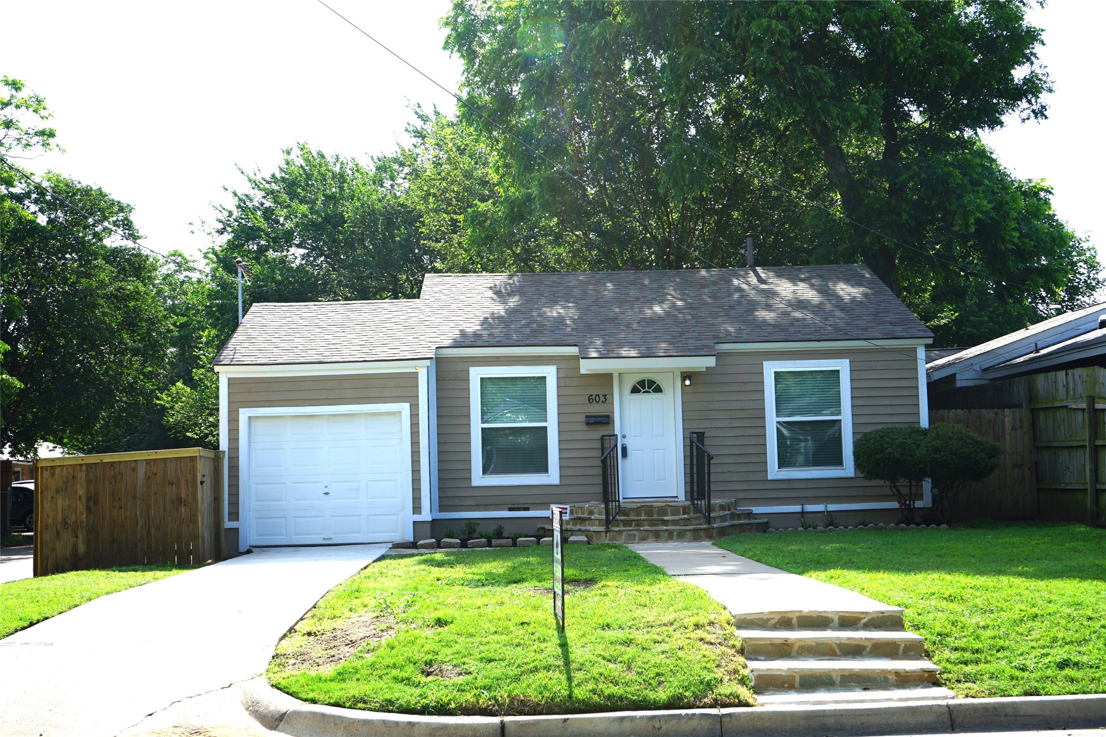 603 Magnolia Street Arlington TX 76012