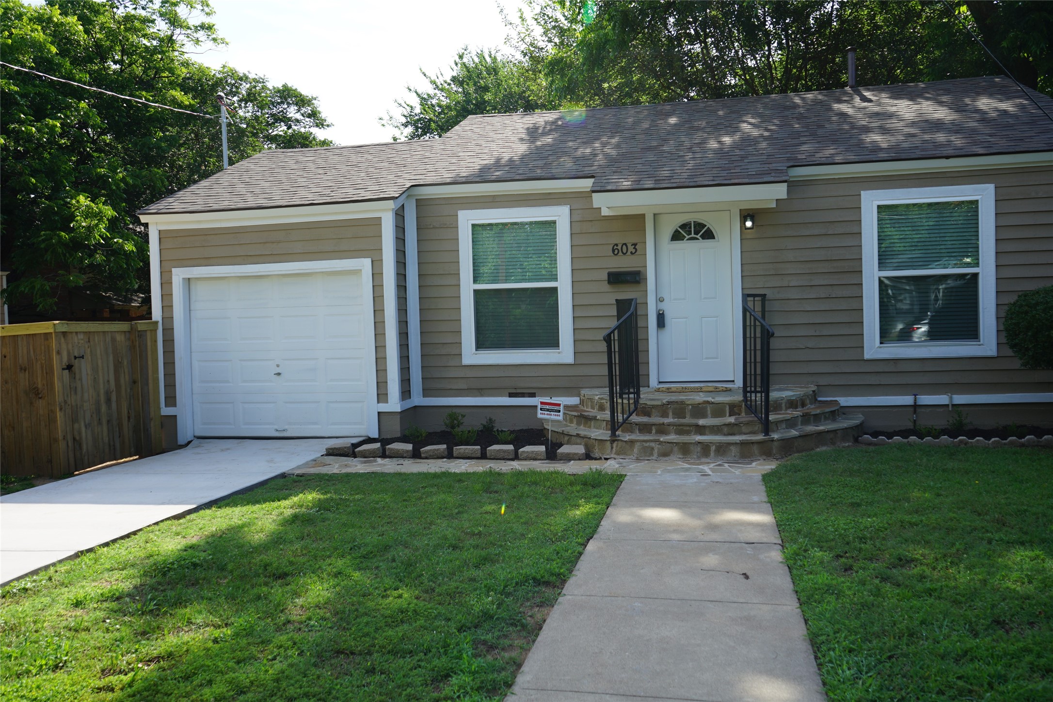 603 Magnolia Street Arlington TX 76012