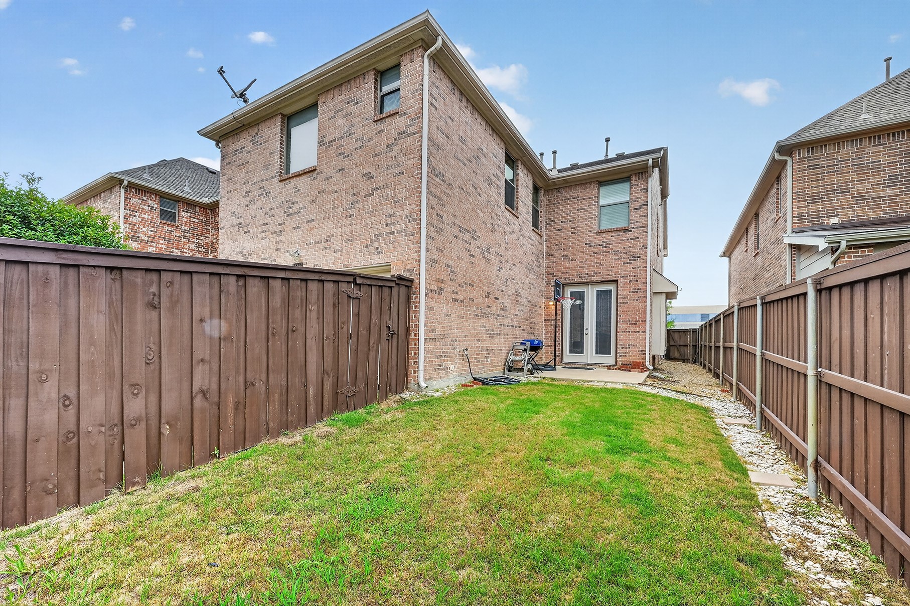 1468 Bristol Lane Lewisville TX 75077