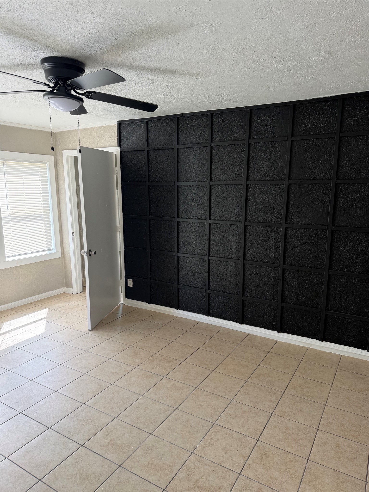 2709 Hanger Fort Worth TX 76105