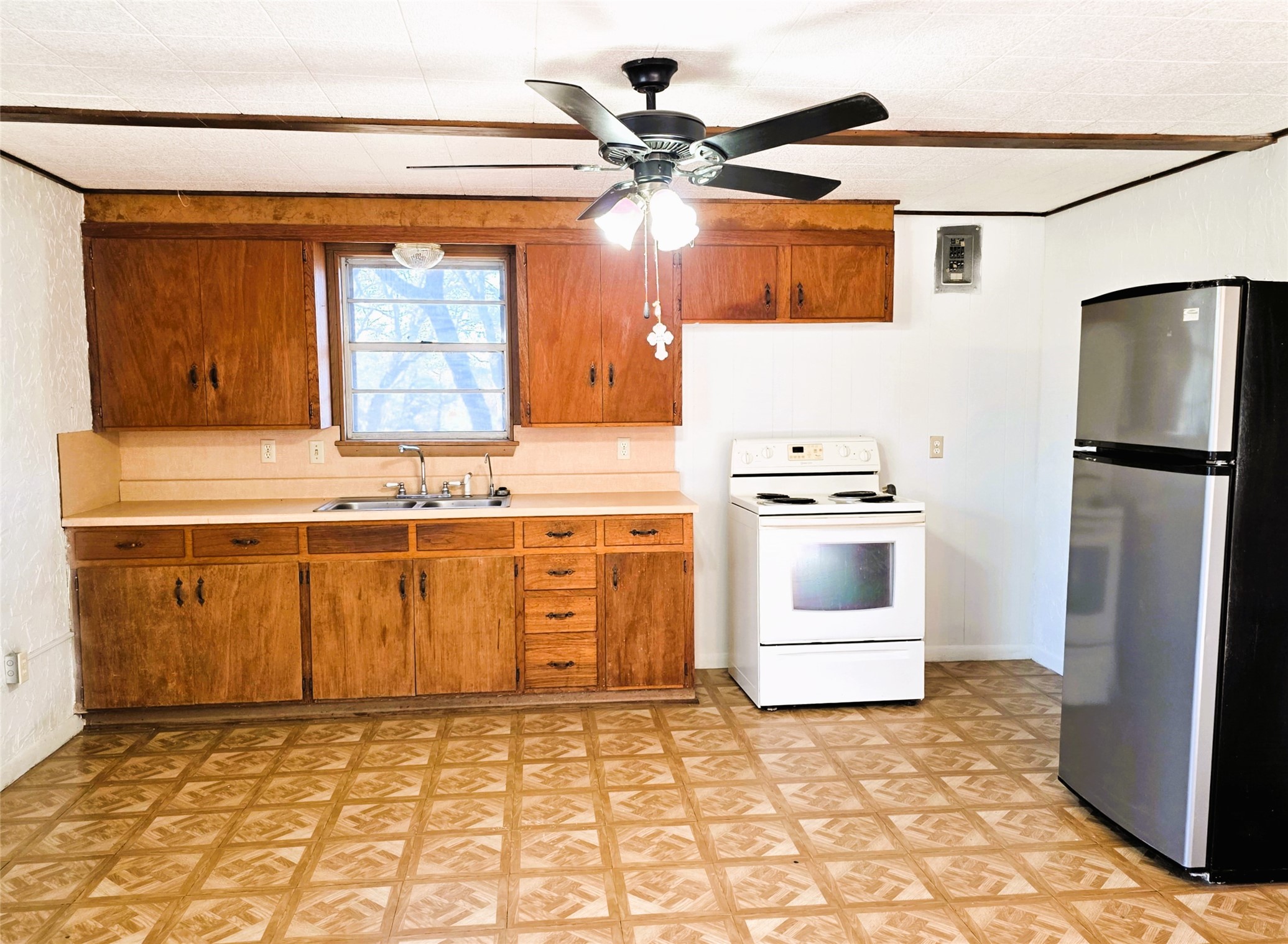 6902 Turner Drive Brownwood TX 76801