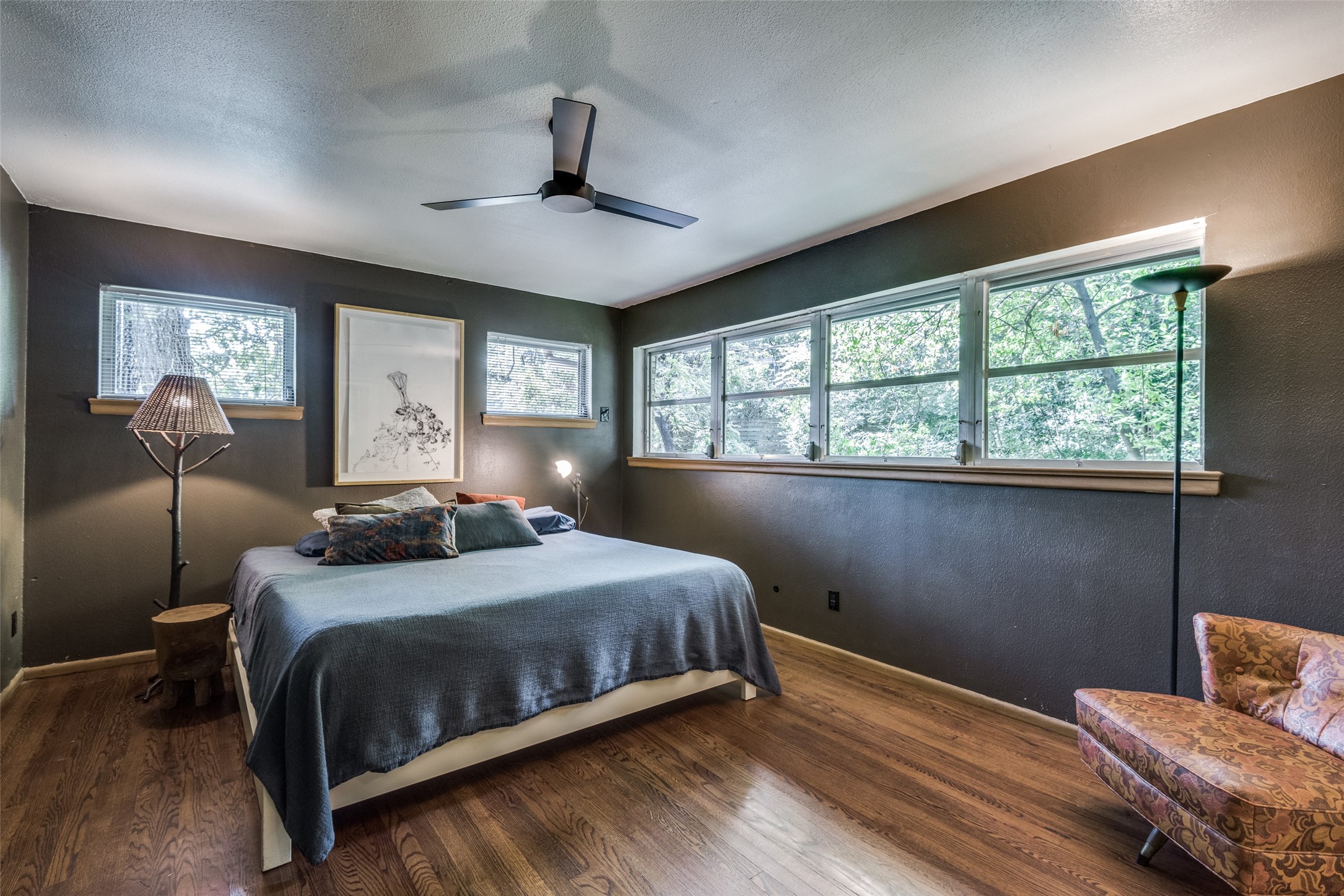 2546 W Five Mile Parkway Dallas TX 75233