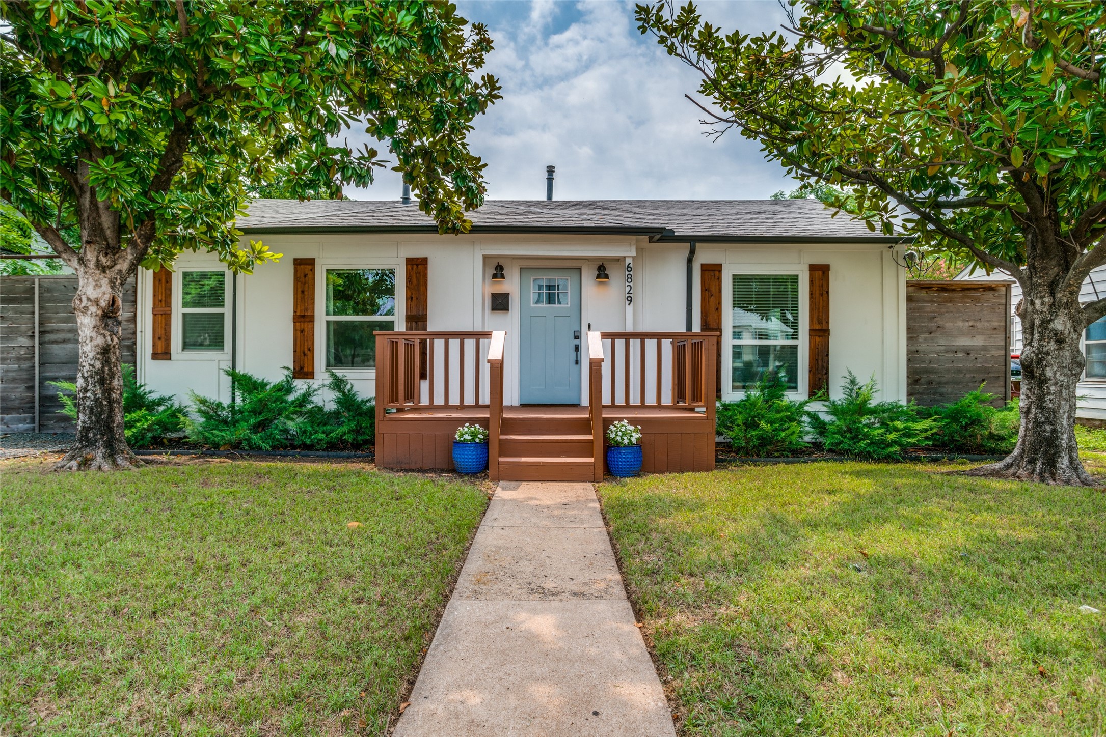6829 Lockheed Avenue Dallas TX 75209
