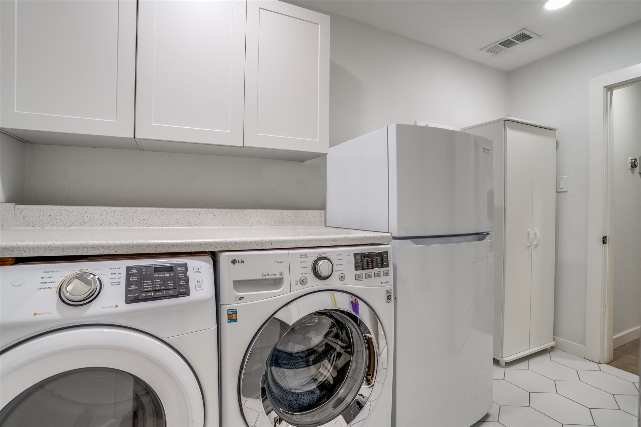 6829 Lockheed Avenue Dallas TX 75209