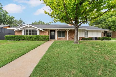 1132 Woodland West Drive Woodway TX 76712
