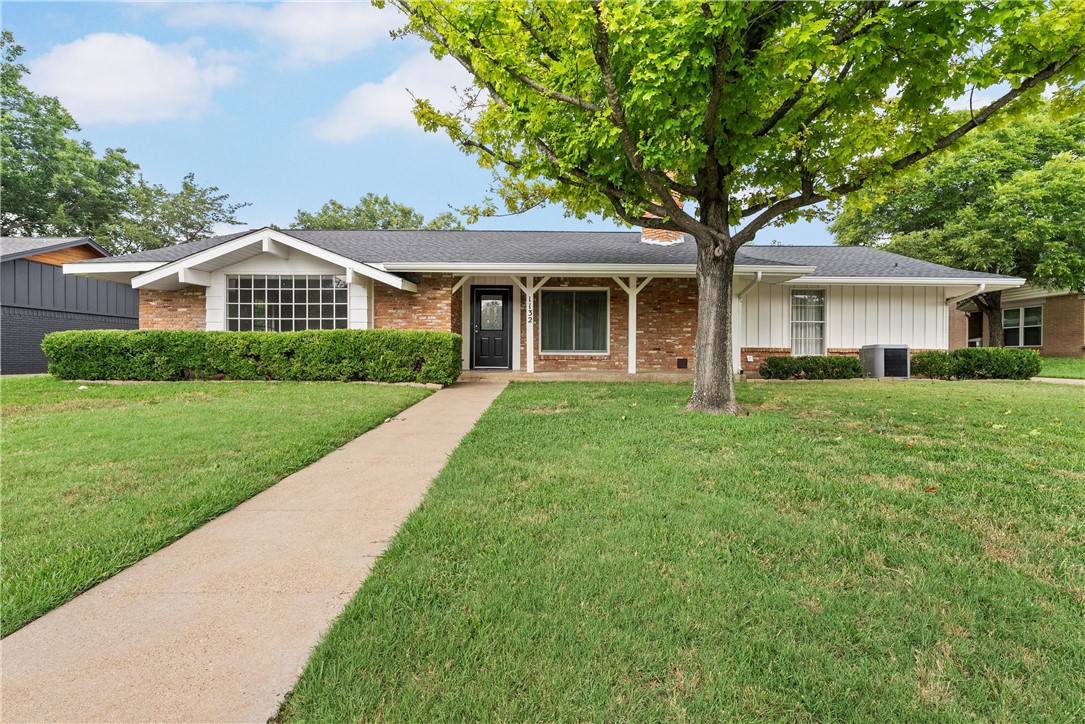 1132 Woodland West Drive Woodway TX 76712