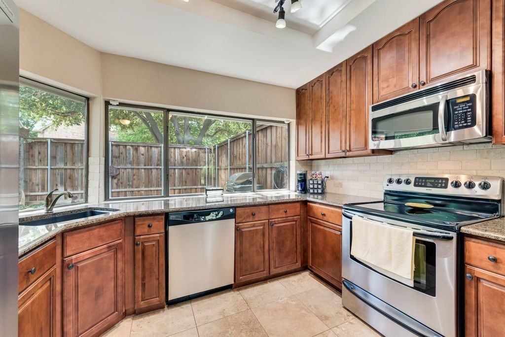 14826 Le Grande Drive Addison TX 75001