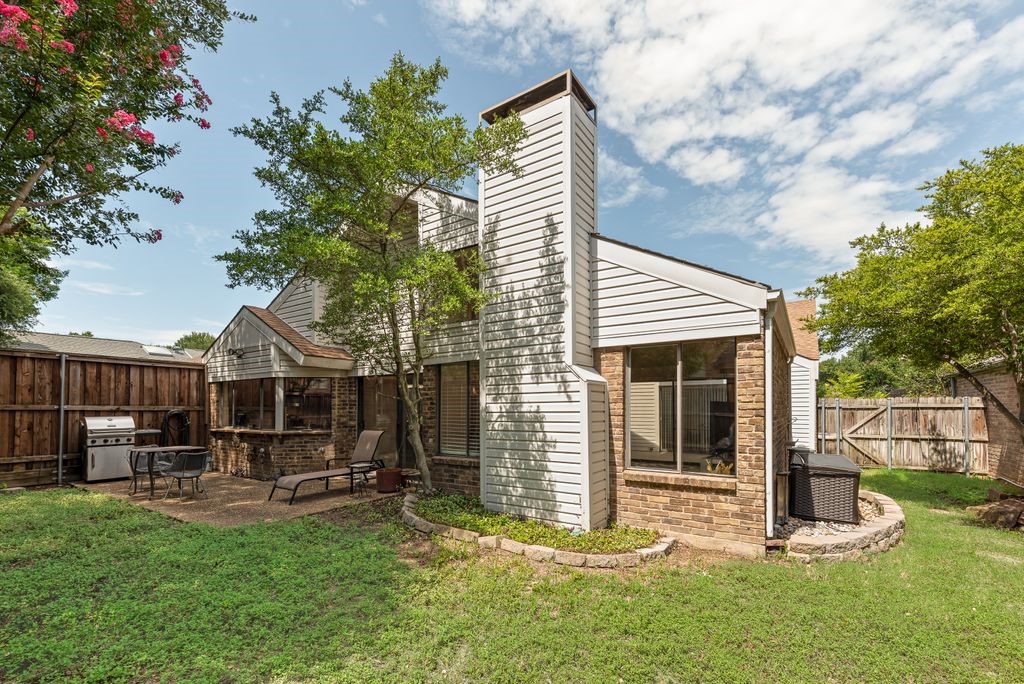 14826 Le Grande Drive Addison TX 75001