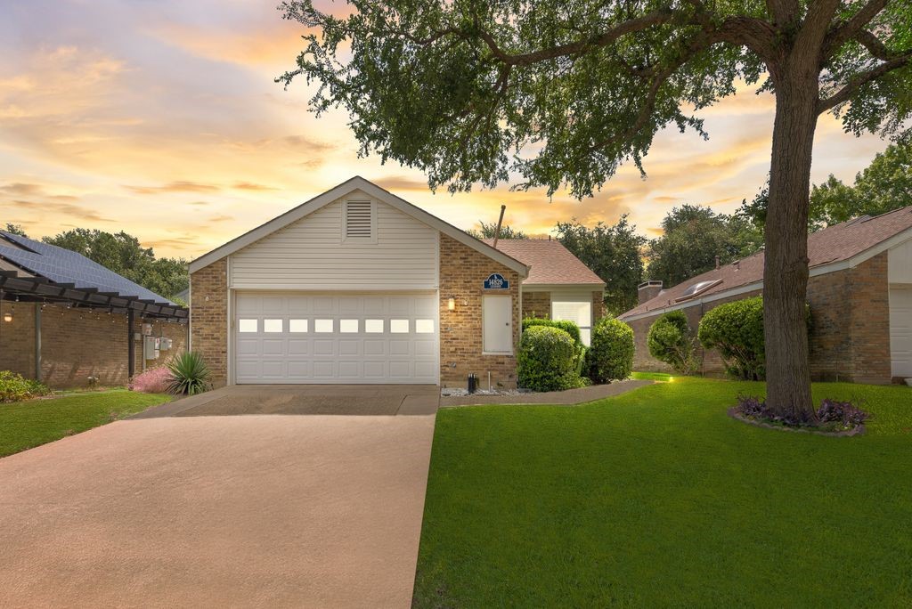 14826 Le Grande Drive Addison TX 75001