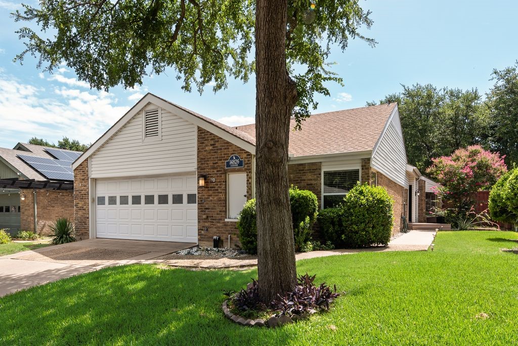 14826 Le Grande Drive Addison TX 75001