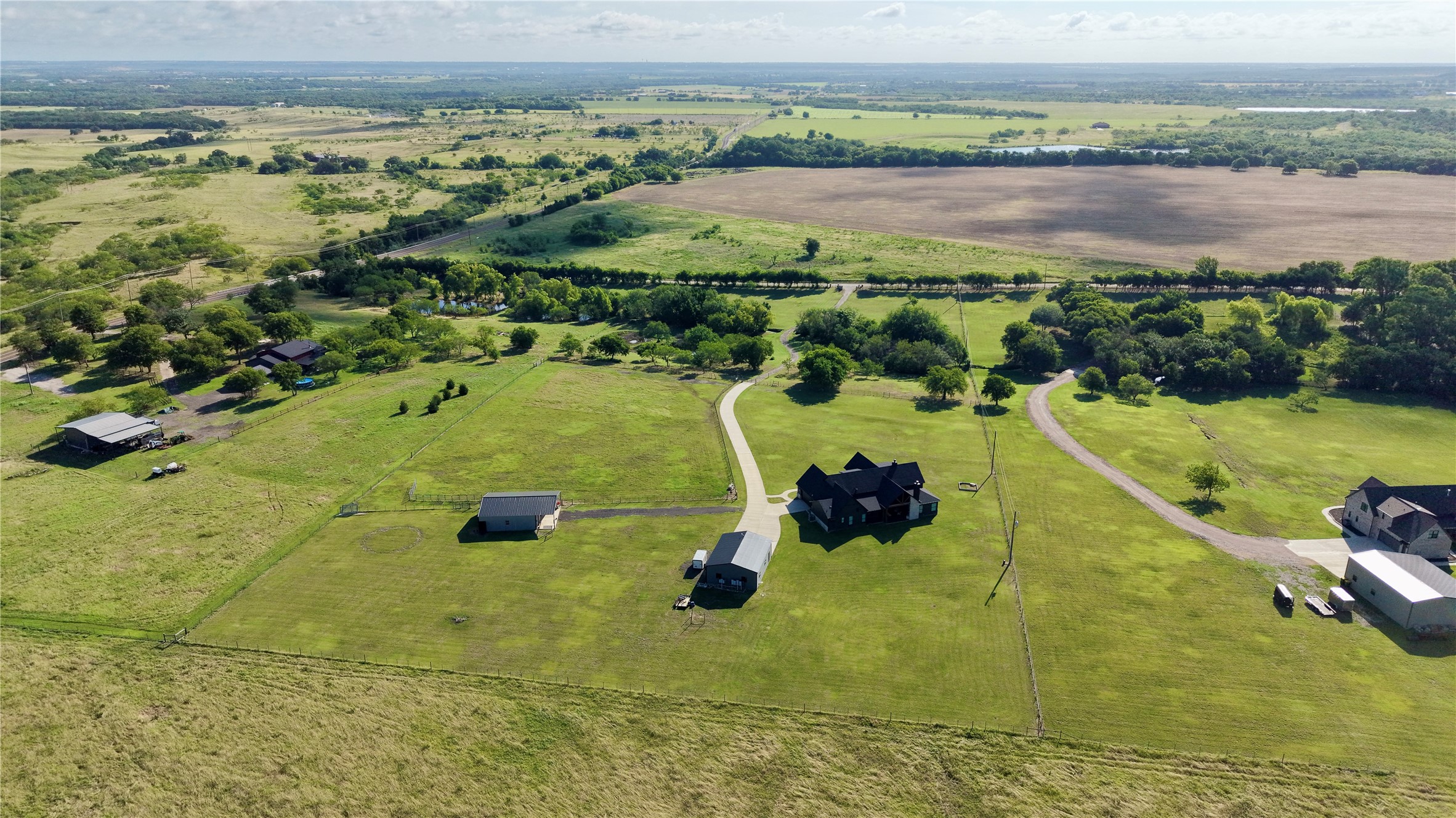 170 Dollie Road Grandview TX 76064