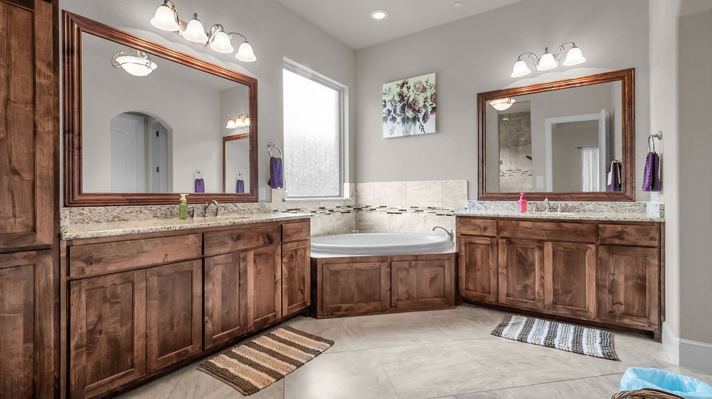 225 Holly Lane Lucas TX 75002