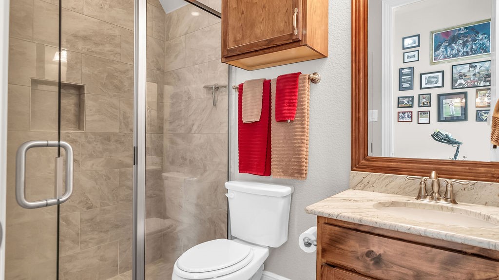 225 Holly Lane Lucas TX 75002