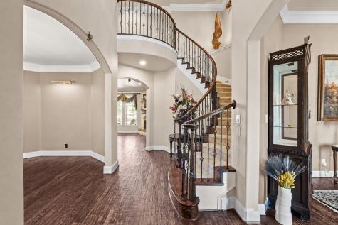 6 Kilchurn Garland TX 75044