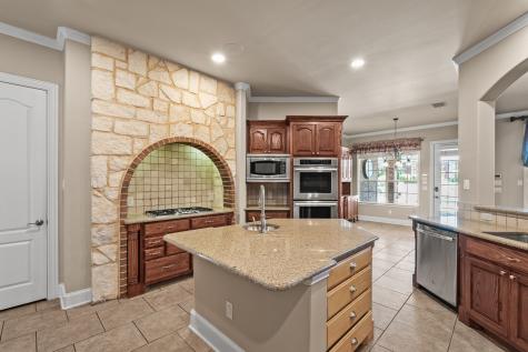 6 Kilchurn Garland TX 75044