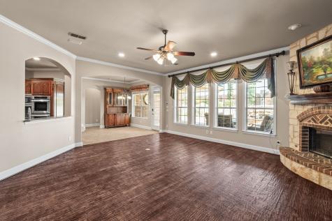 6 Kilchurn Garland TX 75044