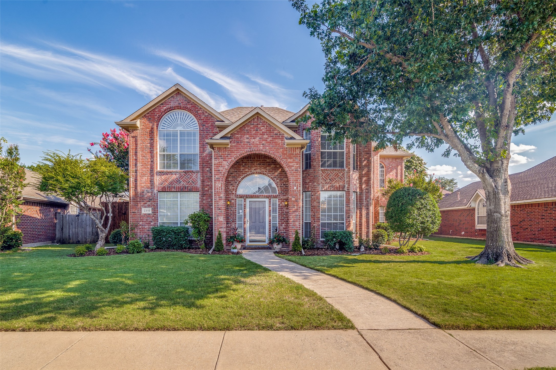 2310 Lawton Lane Rowlett TX 75089