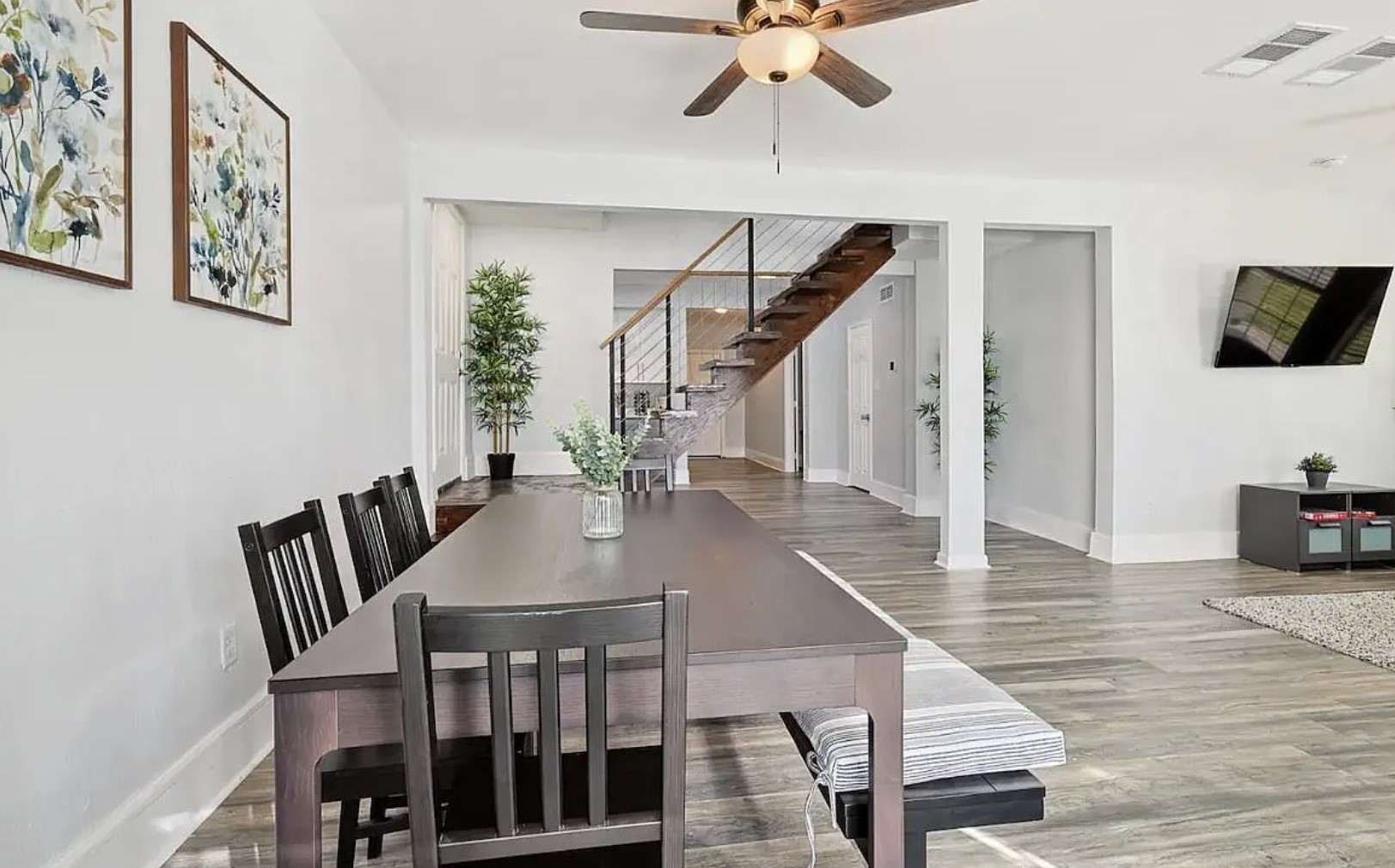702 N Edgefield Avenue Dallas TX 75208