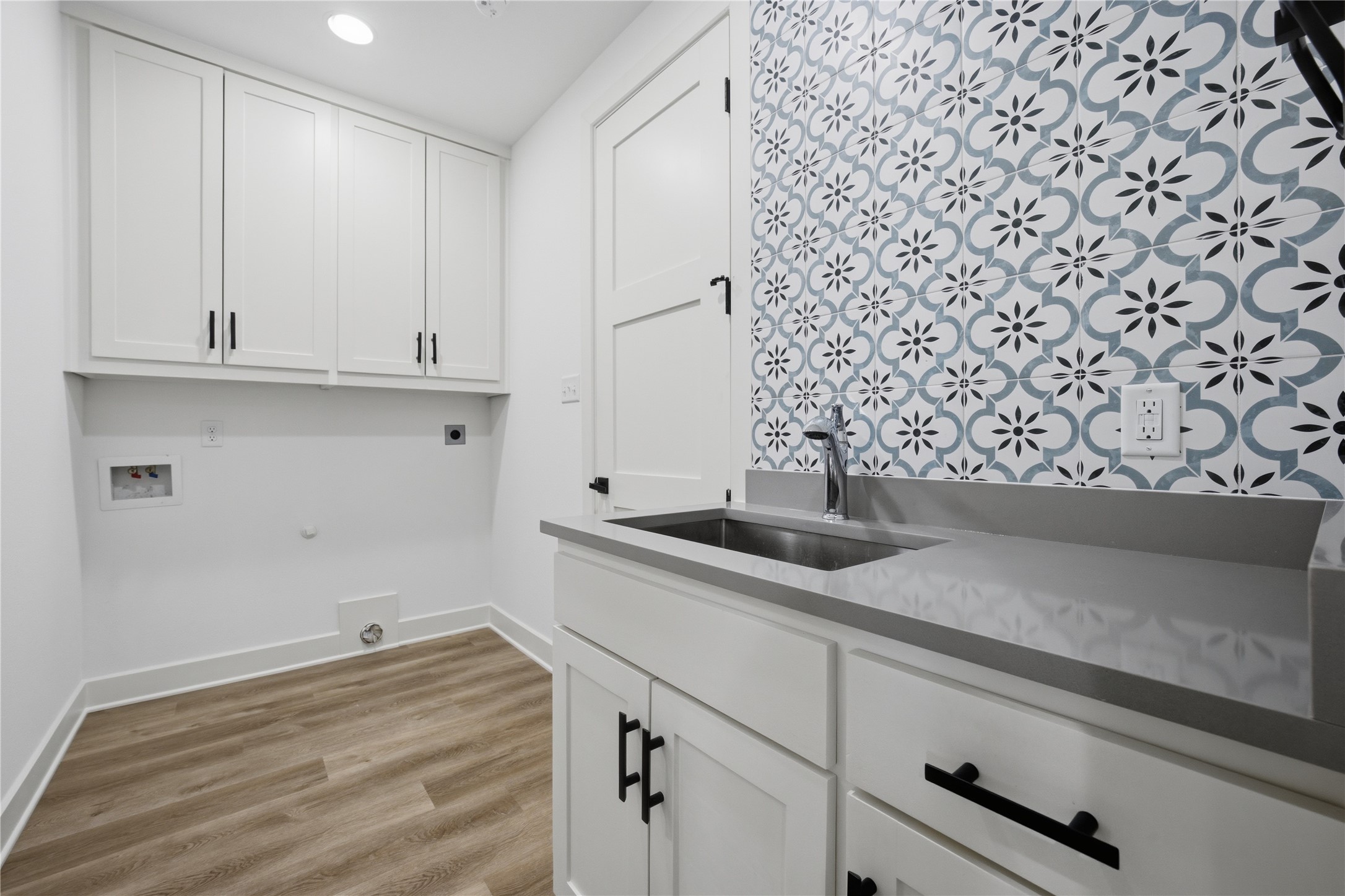 314 W James Street Mabank TX 75147
