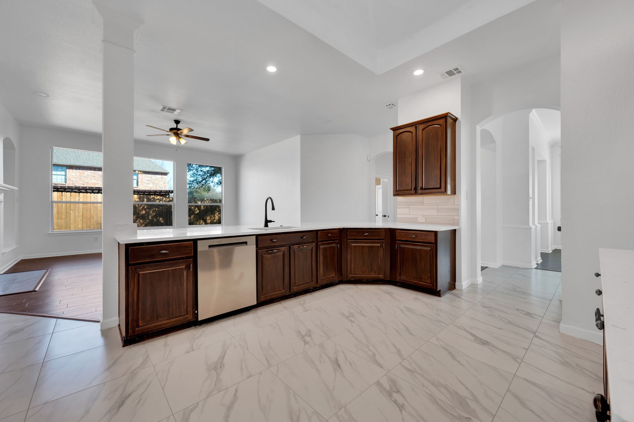 6980 Catamaran Drive Grand Prairie TX 75054