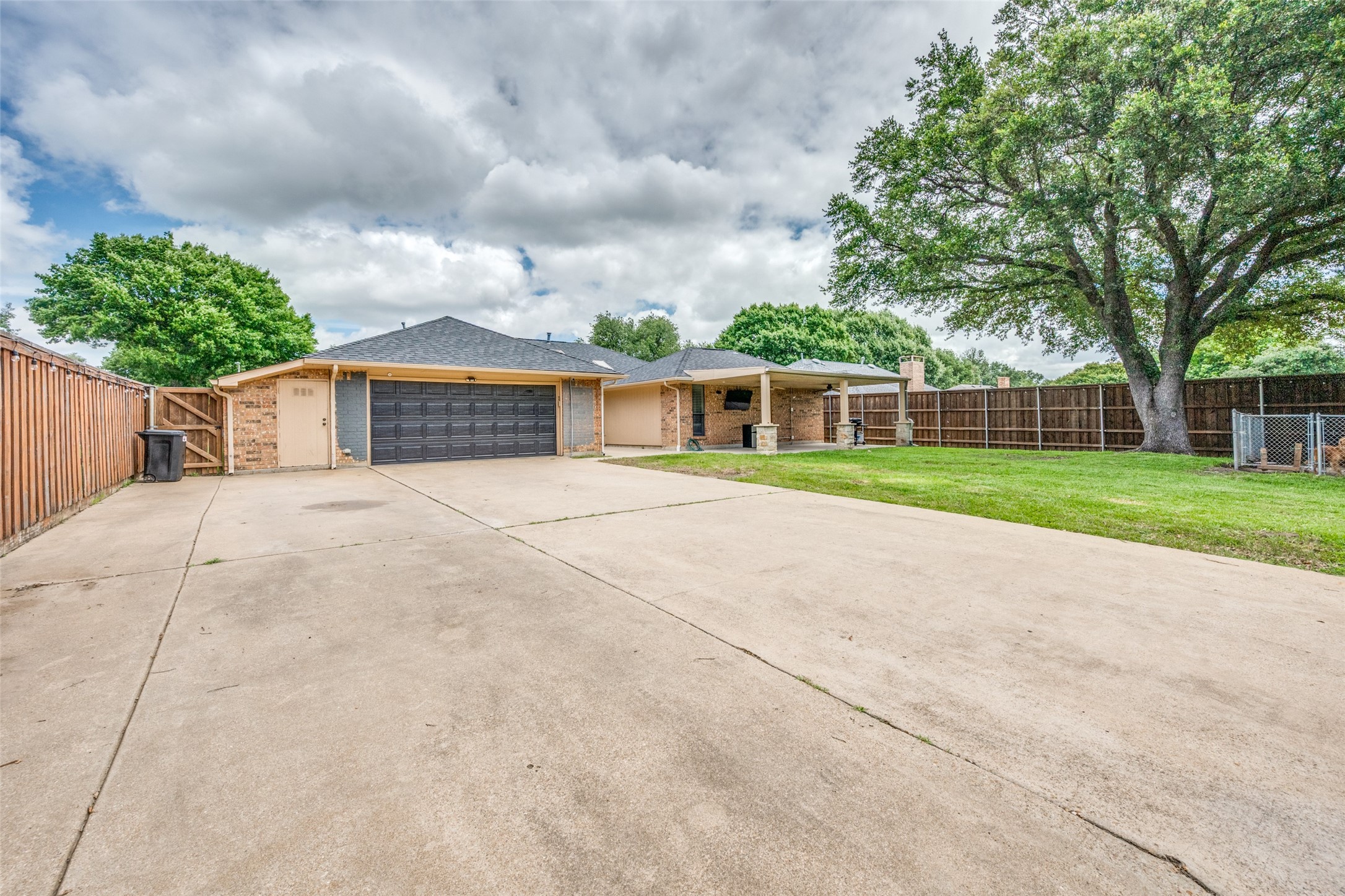 1226 Deer Ridge Drive Duncanville TX 75137