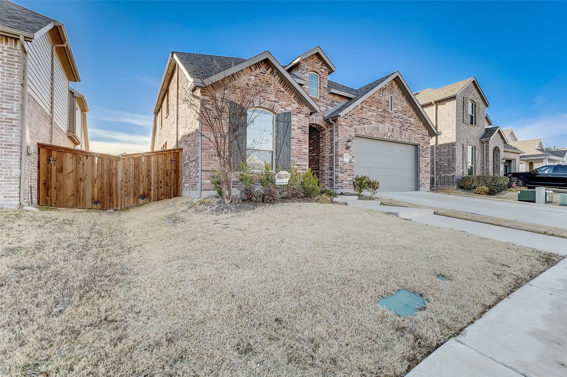 2142 Mossbrook Drive Royse City TX 75189