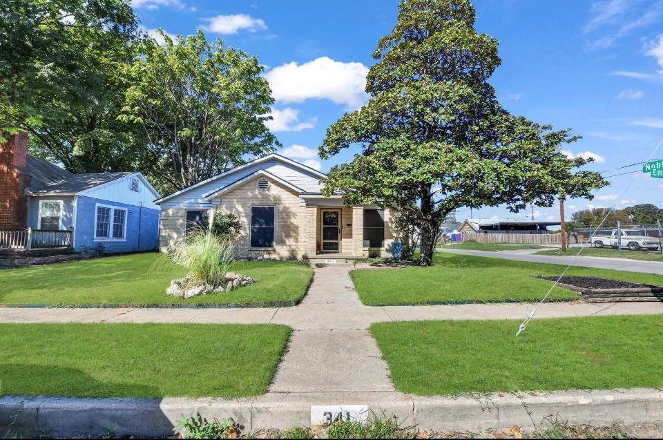 341 Emma Street Fort Worth TX 76111