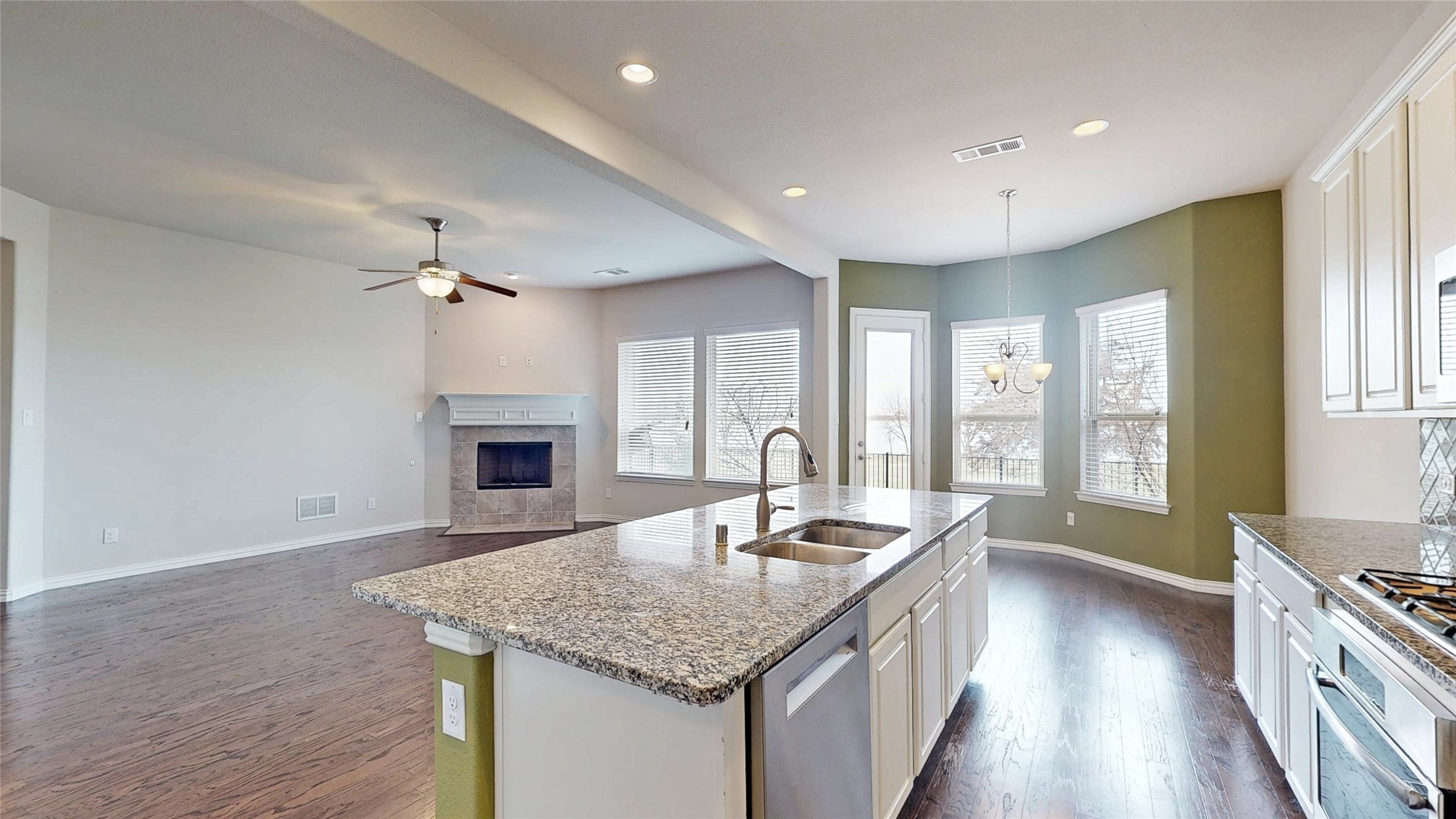 1921 Lake Front Trail Garland TX 75043