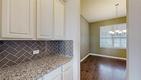 1921 Lake Front Trail Garland TX 75043