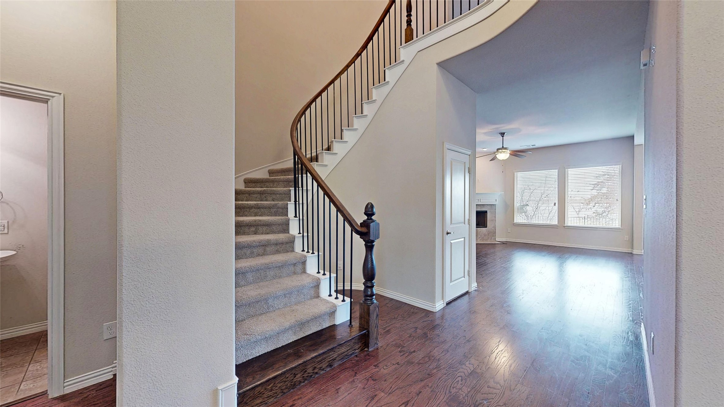 1921 Lake Front Trail Garland TX 75043