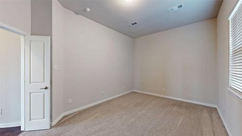 1921 Lake Front Trail Garland TX 75043